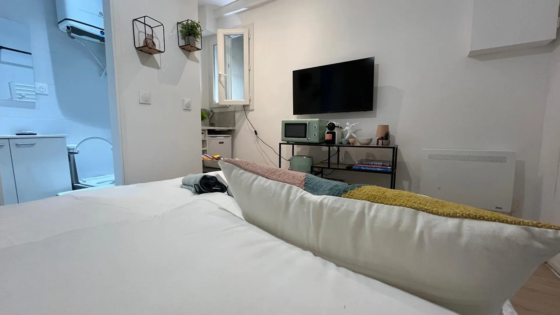 Oberkampf By Edelsam 18 Apartment Paris