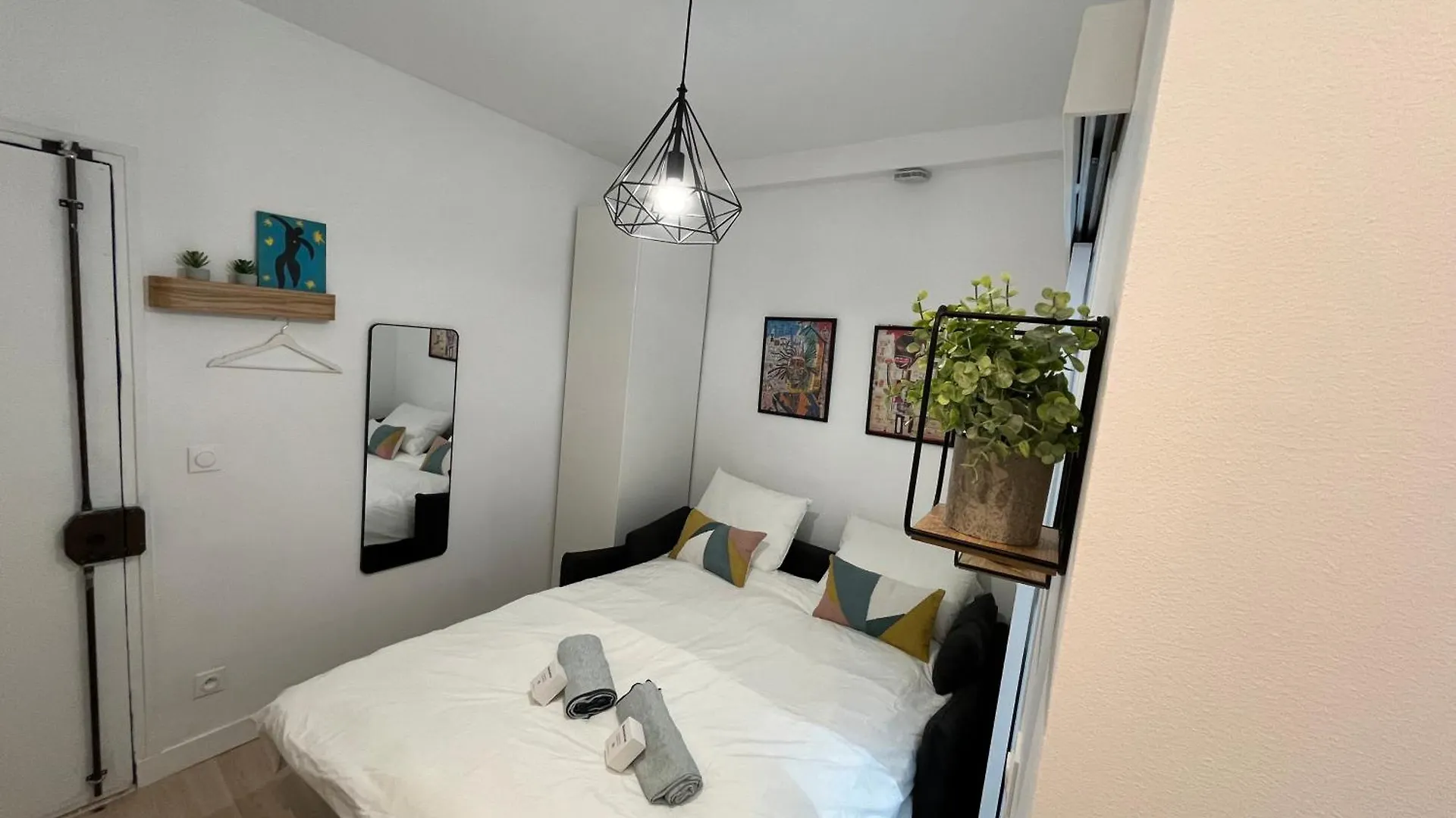 Oberkampf By Edelsam 18 Apartment Paris